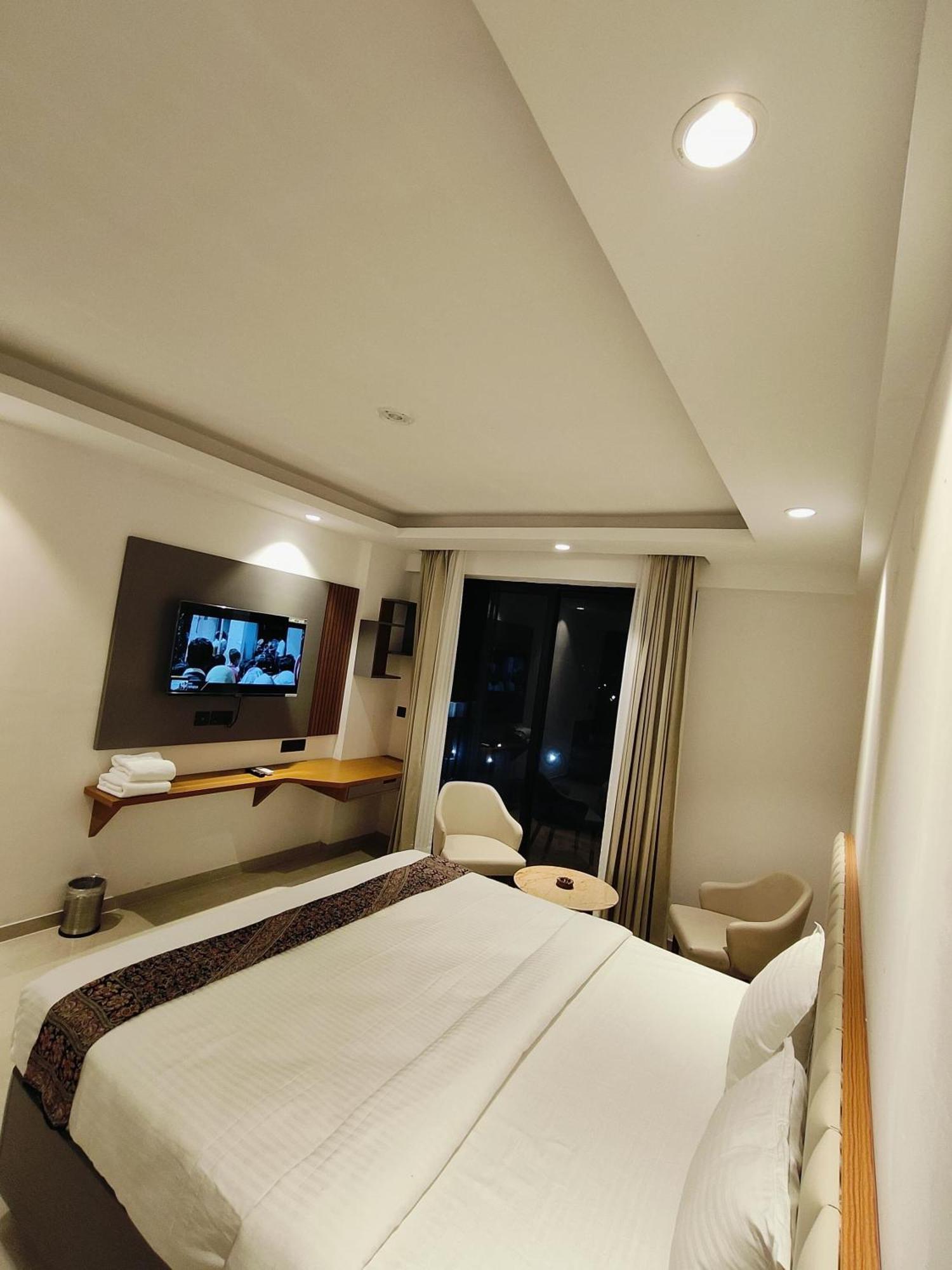 Hotel Maple Tree - Near Ekana Cricket Stadium - Lucknow Luaran gambar
