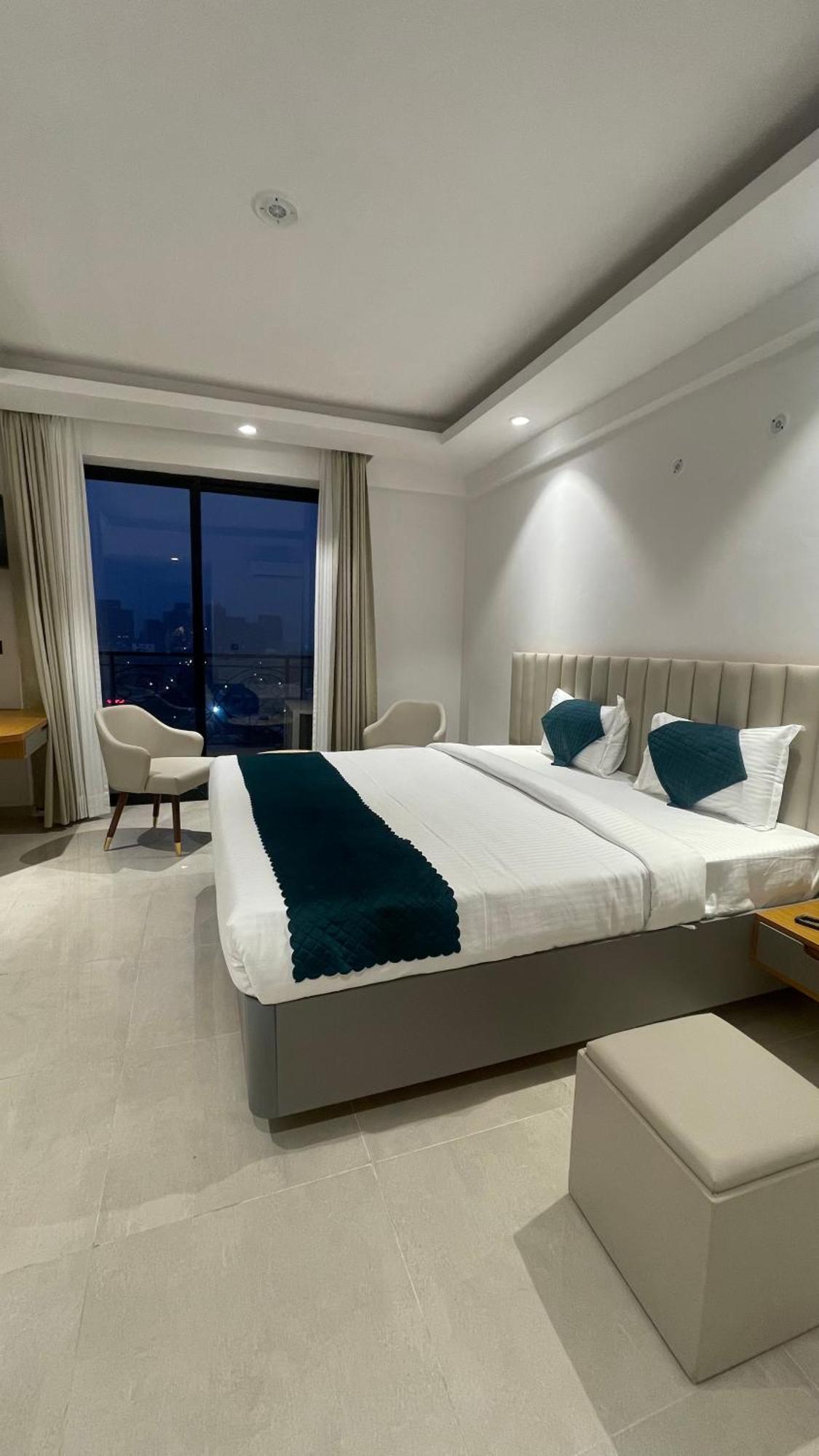 Hotel Maple Tree - Near Ekana Cricket Stadium - Lucknow Luaran gambar