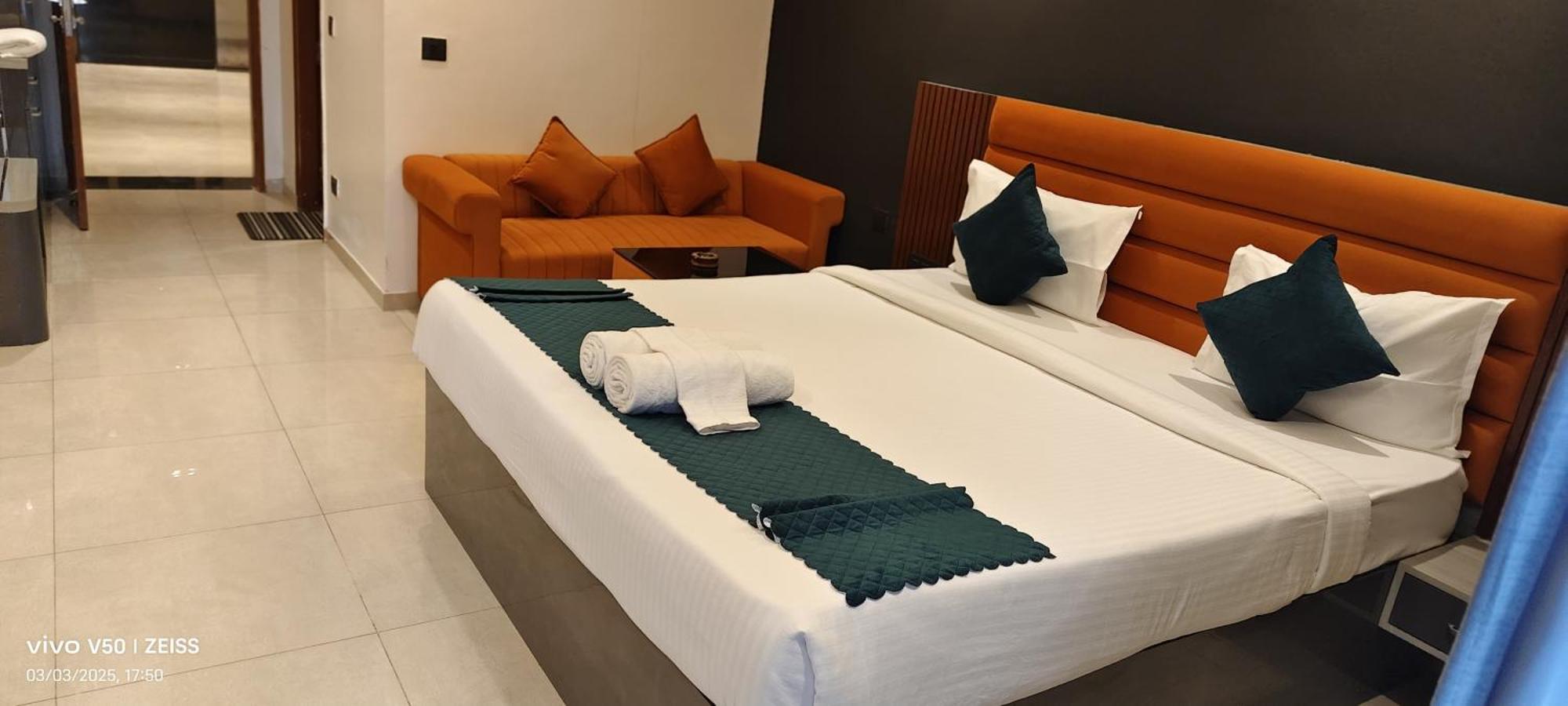 Hotel Maple Tree - Near Ekana Cricket Stadium - Lucknow Luaran gambar