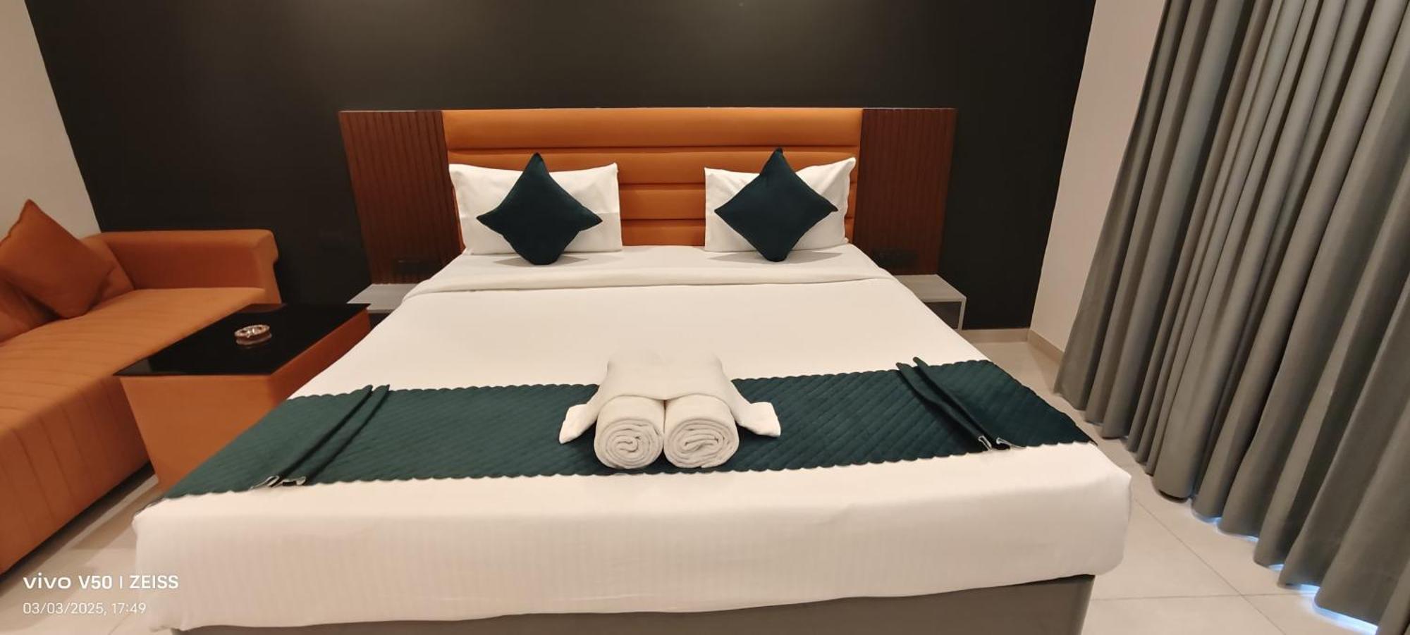 Hotel Maple Tree - Near Ekana Cricket Stadium - Lucknow Luaran gambar